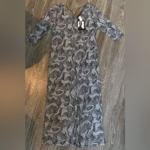 Elegant Black and Gray Patterned Jumpsuit Size MEDIUM